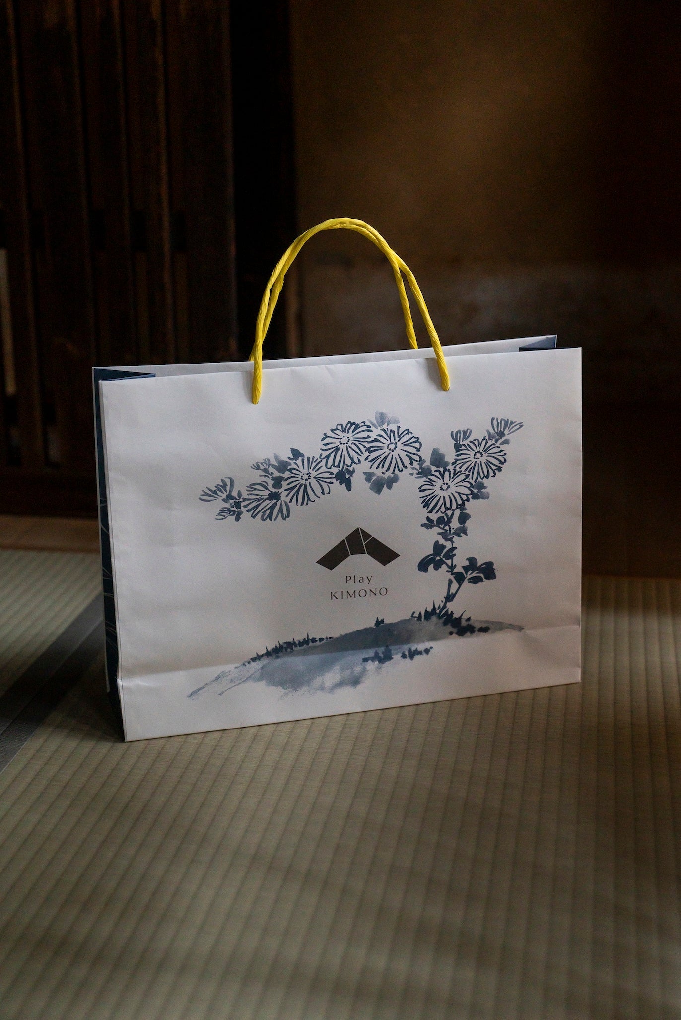 [八月]お盆期間中の商品の発送について。